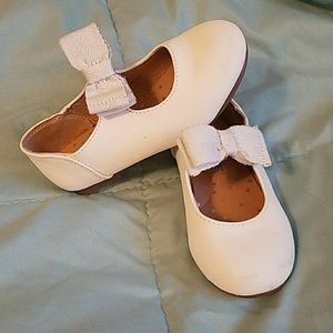 White bow Mary Jane's